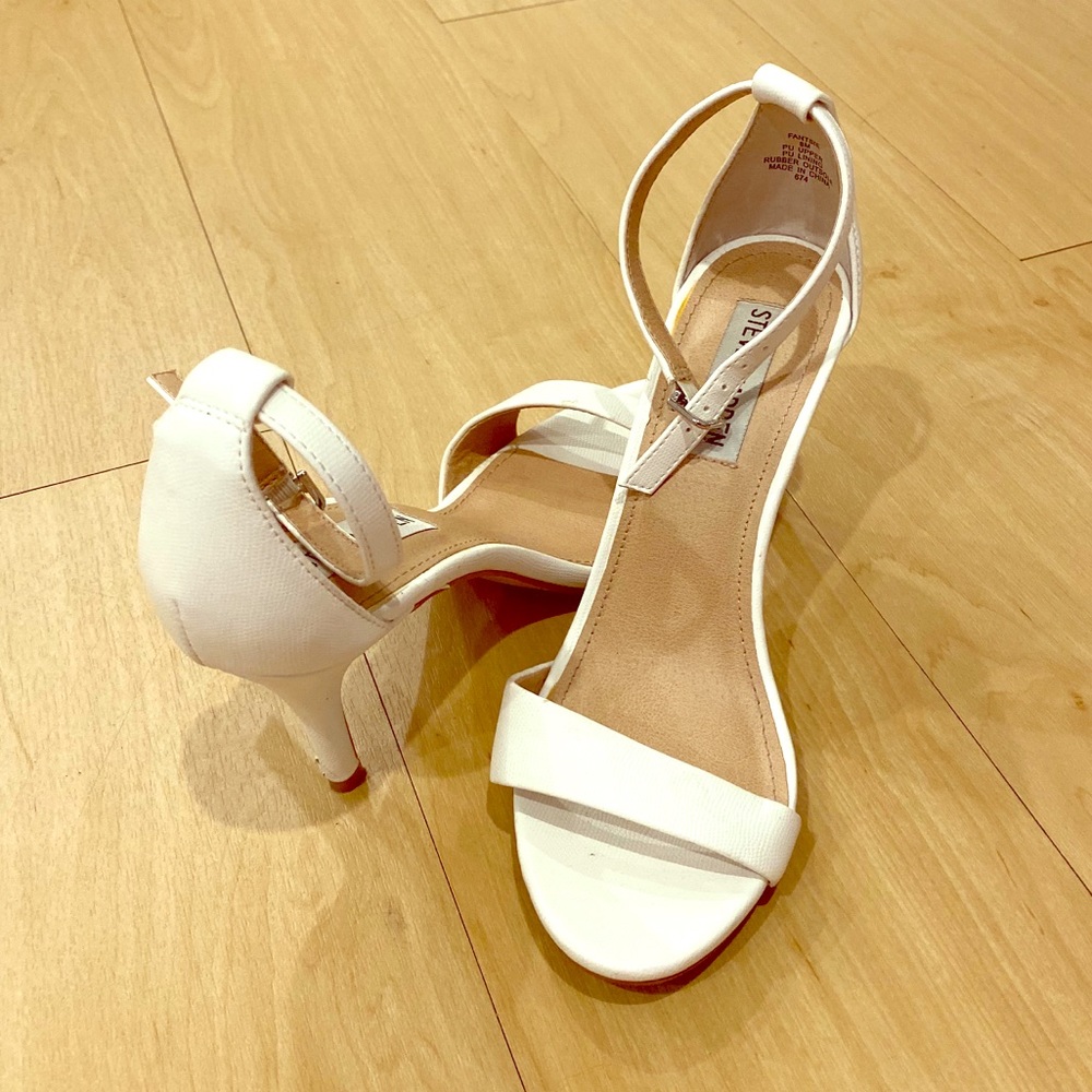 Ankle strap pumps